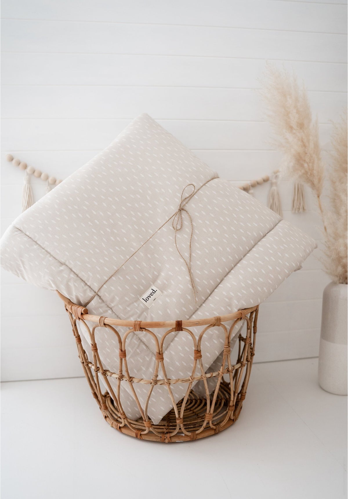 Spiel-und Krabbeldecke, Krabbelmatte für Babys 140x140cm, zarte Blätter, BAUMWOLLE